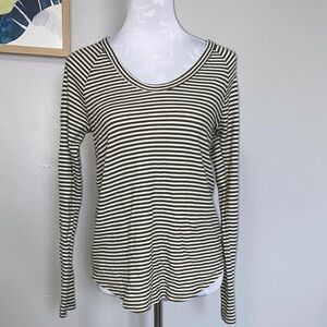 GAP ribbed striped scoop neck top
